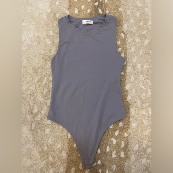 Babaton Aritzia purple grey high neck snap button bodysuit women’s size medium - Picture 5 of 8